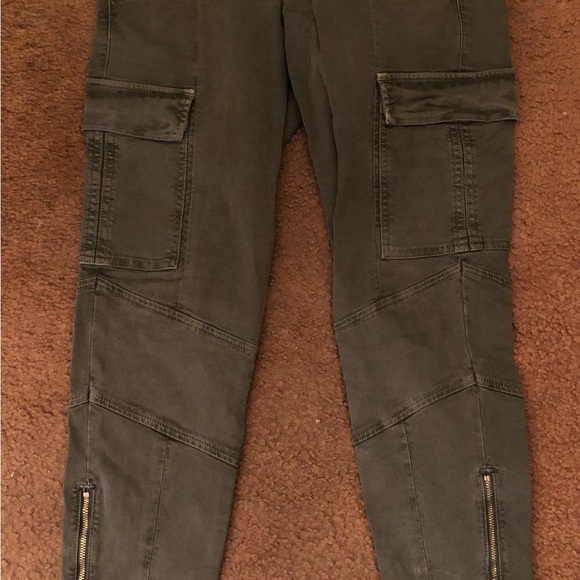 JBrand Houlihan Skinny Cargos. Size 25 - Picture 6 of 9